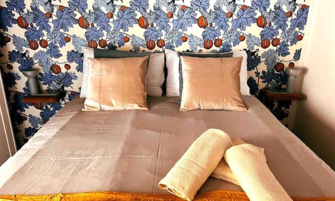 Pisa City Centre Maison | Charming Tower House in the center of Pisa.