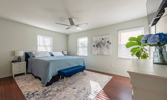 Tallahassee Maison | Charming Townhome w/King Bed on Quiet Cul-De-Sac Near I-10, FSU, & FAMU