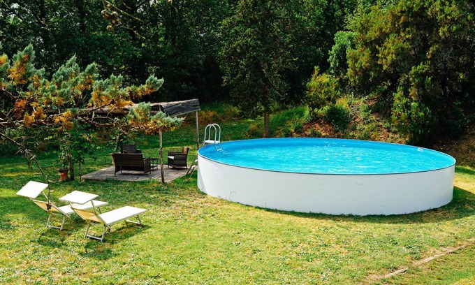 Vicopelago Maison | Casa Pettirosso - Maison individuelle avec piscine A/C.