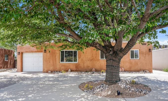 Uptown Maison | Charming Uptown 3 Bedroom with a beautiful patio.