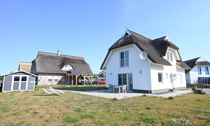 Puddemin Maison | Charming vacation home "Anni" in the south of the island of Rügen