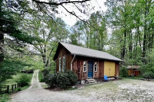 Afton Maison | Charming Vacation Rental in a Barn on a Horse Farm near Afton Mountain in Virginia