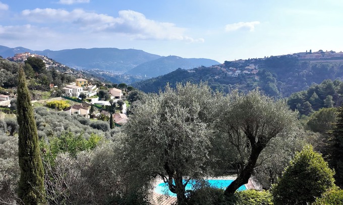 Falicon Maison | Villa de charme sur les hauteurs de Nice belle piscine et vue panoramique
