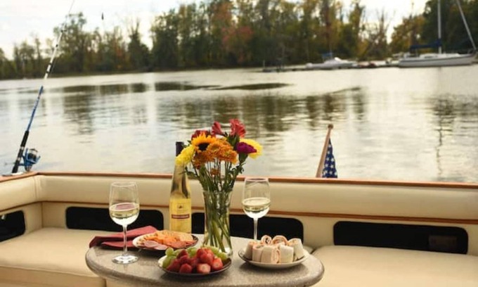 Catskill Location De Bateaux | Charming Yacht on Catskill Creek