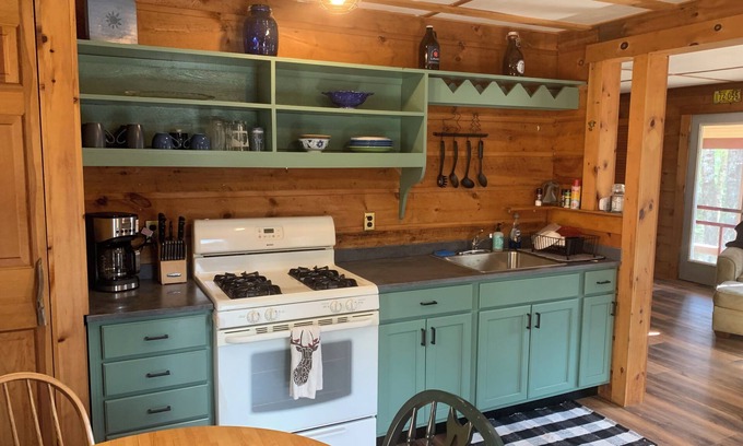 Rangeley Cabine | Charmingly updated 2 bed cabin with WiFi in Rangeley Maine