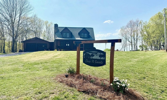 Fort Payne Cabine | Chase N' Sunsets - NEW Listing, Brow view, between Mentone & Little River Canyon