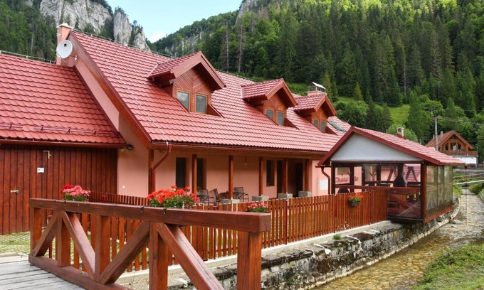Stratena Cabine | Chata PELC