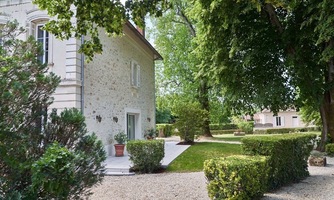 Sainte-Croix-Du-Mont Autre | CHATEAU BEL AIR-SEJOUR PRESTIGE-TERRASSE PANORAMIQUE AVEC VU SUR LES VIGNES