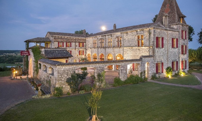 Saint-Eutrope-de-Born Autre | ⭐Chateau de Scandaillac 10 chambres 13ème Cen. Château