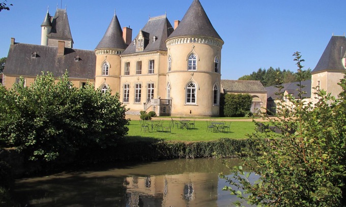 Ferce-sur-Sarthe Maison | Chateau De Vauloge
