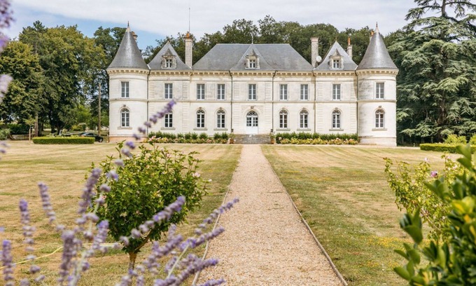 Cernay Autre | Chateau Des Lanternes