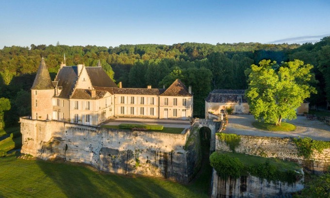 Lamonzie-Montastruc Autre | Chateau La Moinerie - Dix Chambres , Couchages 20