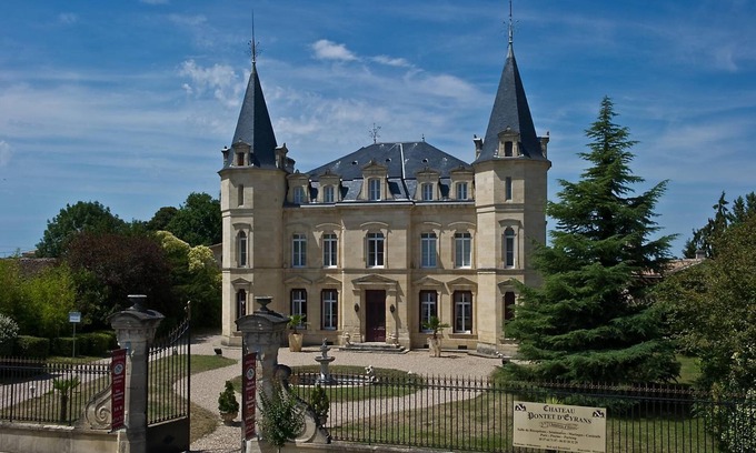 Eyrans Lit Et Petit-Déjeuner | Chateau Pontet d'Eyrans & Spa