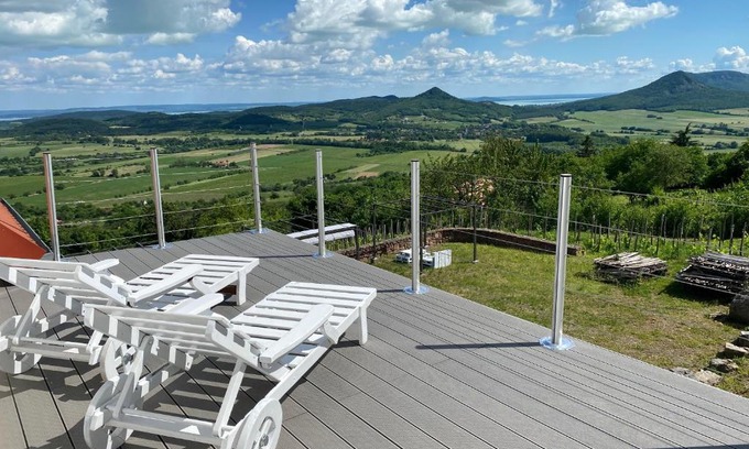 Gyulakeszi Appartement | Chateau Segesdi BorApartman