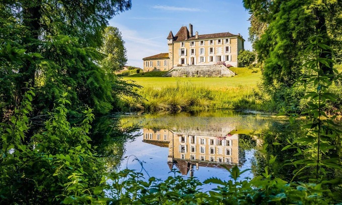Thiviers Autre | Chateau Tessyiere - Neuf Chambres , Couchages 18