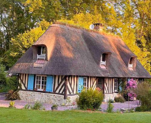 Quetteville Maison | Chaumière normande et sa dépendance, proche Deauville et Honfleur 10-12 pers