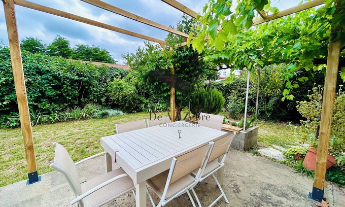 Echillais Maison | ChaviD 17 - Spacieuse maison avec jardin