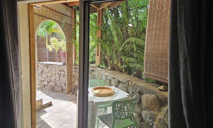 Saint-Leu Appartement | Meublé calme, Piscine, à 500m du lagon