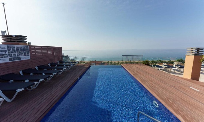Calella Hôtel | Checkin Catalonia