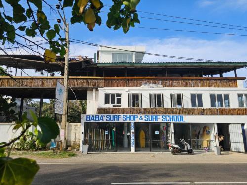 Midigama East Maison | Cheeky Monkey Surf Camp