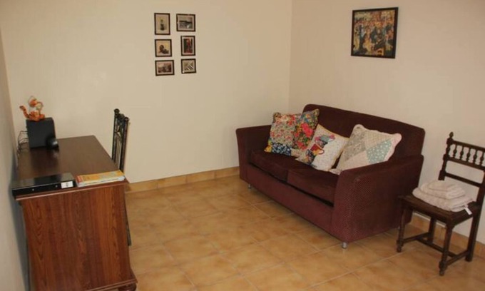 Moutier-Malcard Maison | Cheerful 4 bedroom residential holiday let!