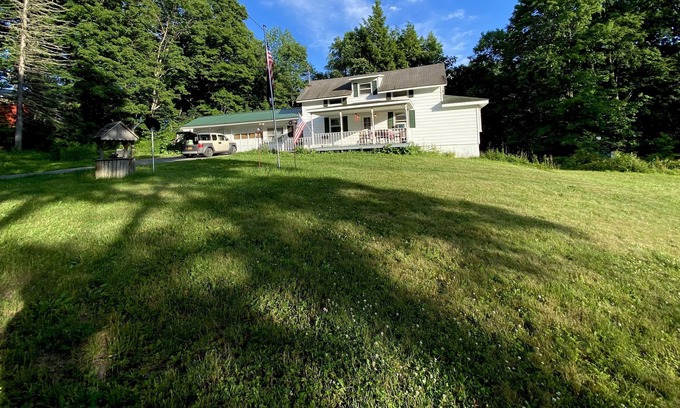 Mount Vision Autre | Cheerful two bedroom Farmhouse