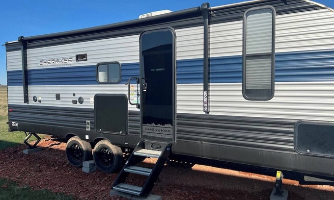 Belfield Maison | Cherokee Camper in Belfield