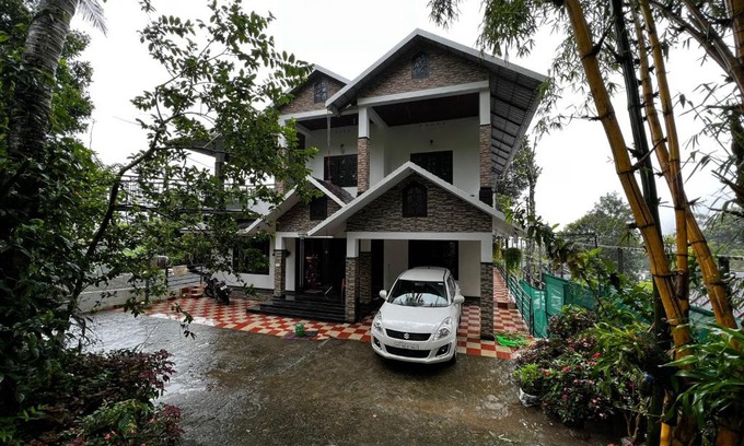 Anachal Maison | Cherry blossom homestays Munnar 2BHK