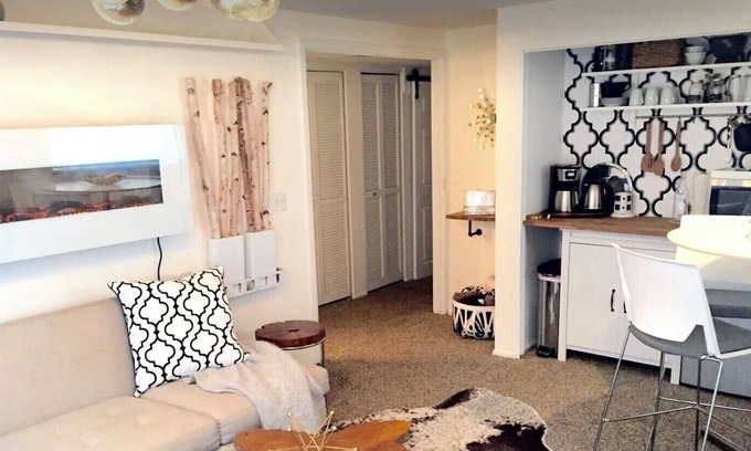 Cherry Creek Maison | Cherry Creek Chic Retreat🍒