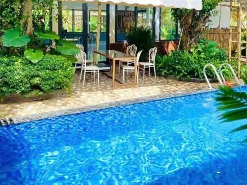 Buon Ma Thuot Lit Et Petit-Déjeuner | Cherry homestay phòng đôi lớn