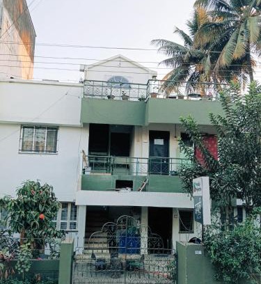 Kolhapur Maison | Cherry on the top Homestay With AC bedroom