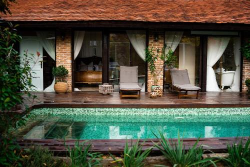 Aninoasa Maison | CHERRY VINTAGE HOME