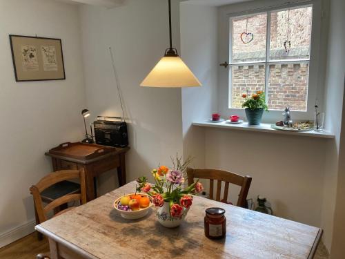 Heimbach Maison | Cherrytree Cottage 1840