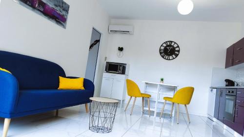 Luc-sur-Orbieu Appartement | Chez Aurélie et Julien,