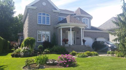 Mercier Maison | Chez Carole - Établissement d'hébergement de résidence principale sur la Rive-Sud de Montréal