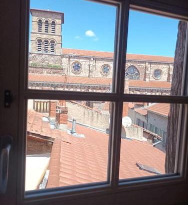 Brioude Appartement | Chez David - Vacances sous les toits