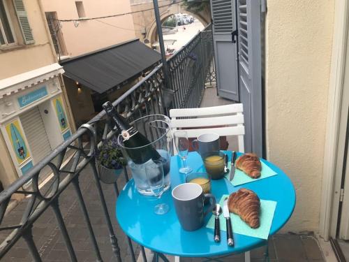 Antibes City Centre Appartement | CHeZ FANNY - Ravissant 2 pièces avec balcon