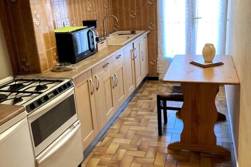 Arles-sur-Tech Appartement | Chez FERNAND-Vues sur les montagnes