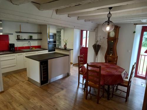 Saint-Fraimbault-de-Prieres Maison | Chez Jojo à St fraimbault