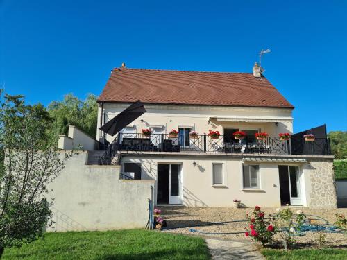 Bourg-et-Comin Appartement | Chez Jaja et Phiphi