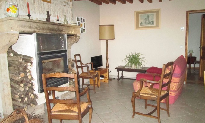 Fontenay-pres-Vezelay Cottage | Chez Jean de Vézelay gîte calme et confortable
