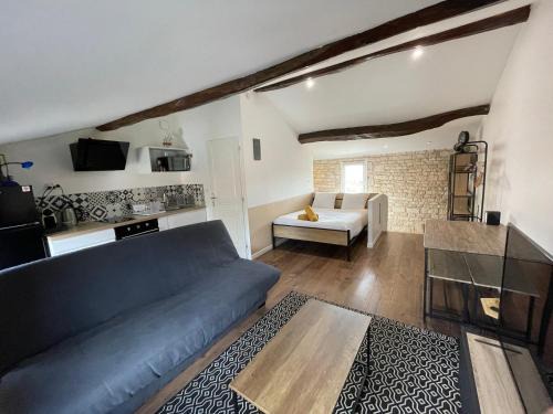 Centre Ville Appartement | Chez Jean-Yves et Zoé - LE SAINT ANDRÉ - Au calme, Très propre, Proche parkings, Clim