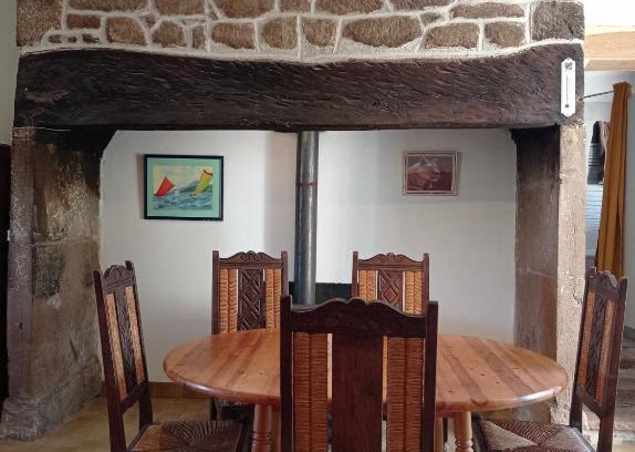 Saint-Bazile-de-Meyssac Appartement | Chez Ophélie