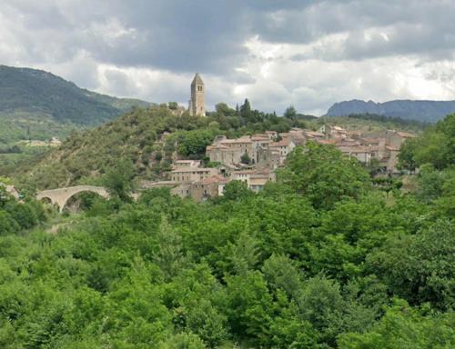 Olargues Lit Et Petit-Déjeuner | Chez Pet and Jo