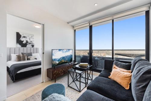 Moonee Ponds Appartement | Chic 1-Bed with City Views Parking Gym & Pool