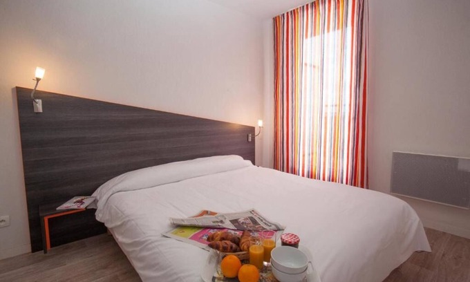 Chevilly-Larue Hôtel | Chic 1BR Apartment: WiFi & Easy Public Transport Access for City Explorers