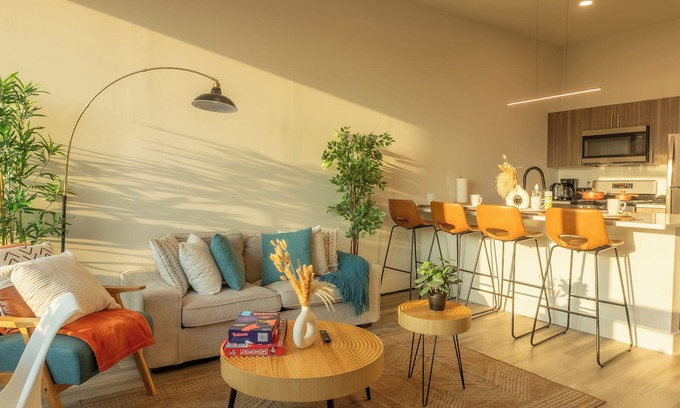East Orange Appartement | Chic 1BR Apt w/WiFi + Parking, AC in lovely East Orange