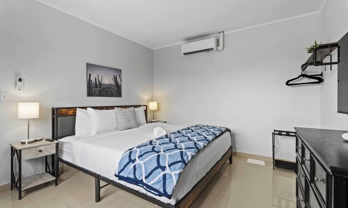 Boroncana Appartement | Chic 1BR Retreat | Walk to Aruba’s Best Resorts & Beach
