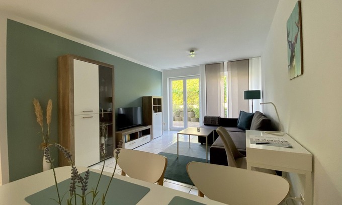 Etzenrot Appartement | Une oasis chic avec terrasse et jardin à Waldbronn!