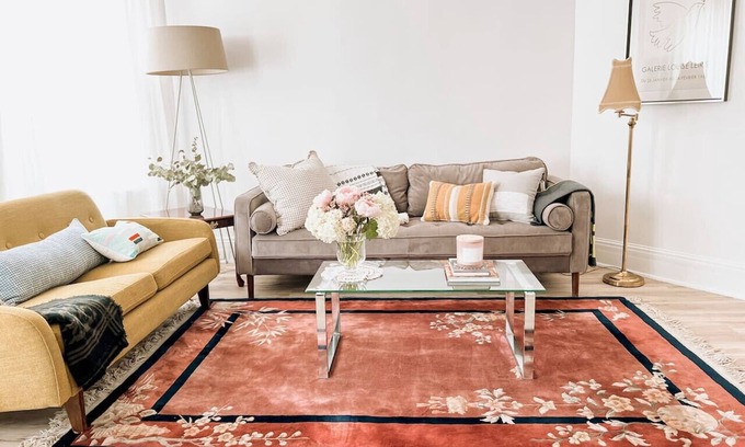 Harrison Maison | Designer 2BR Home 20min to NYC w Private Backyard- Newly Remodeled